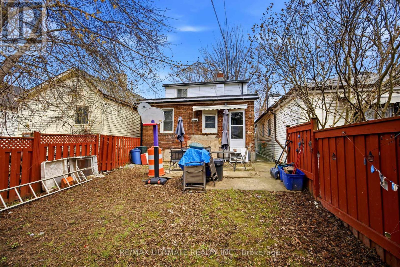 Detached at 82 BEECHWOOD AVENUE, Toronto