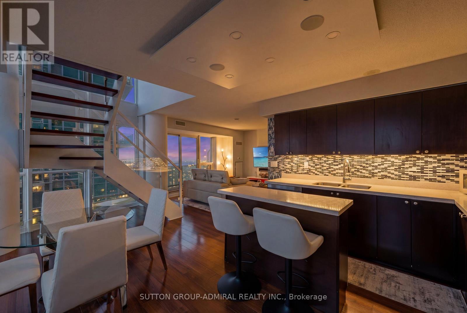 Apartment at 2513 - 155 LEGION ROAD N, Toronto (Mimico)