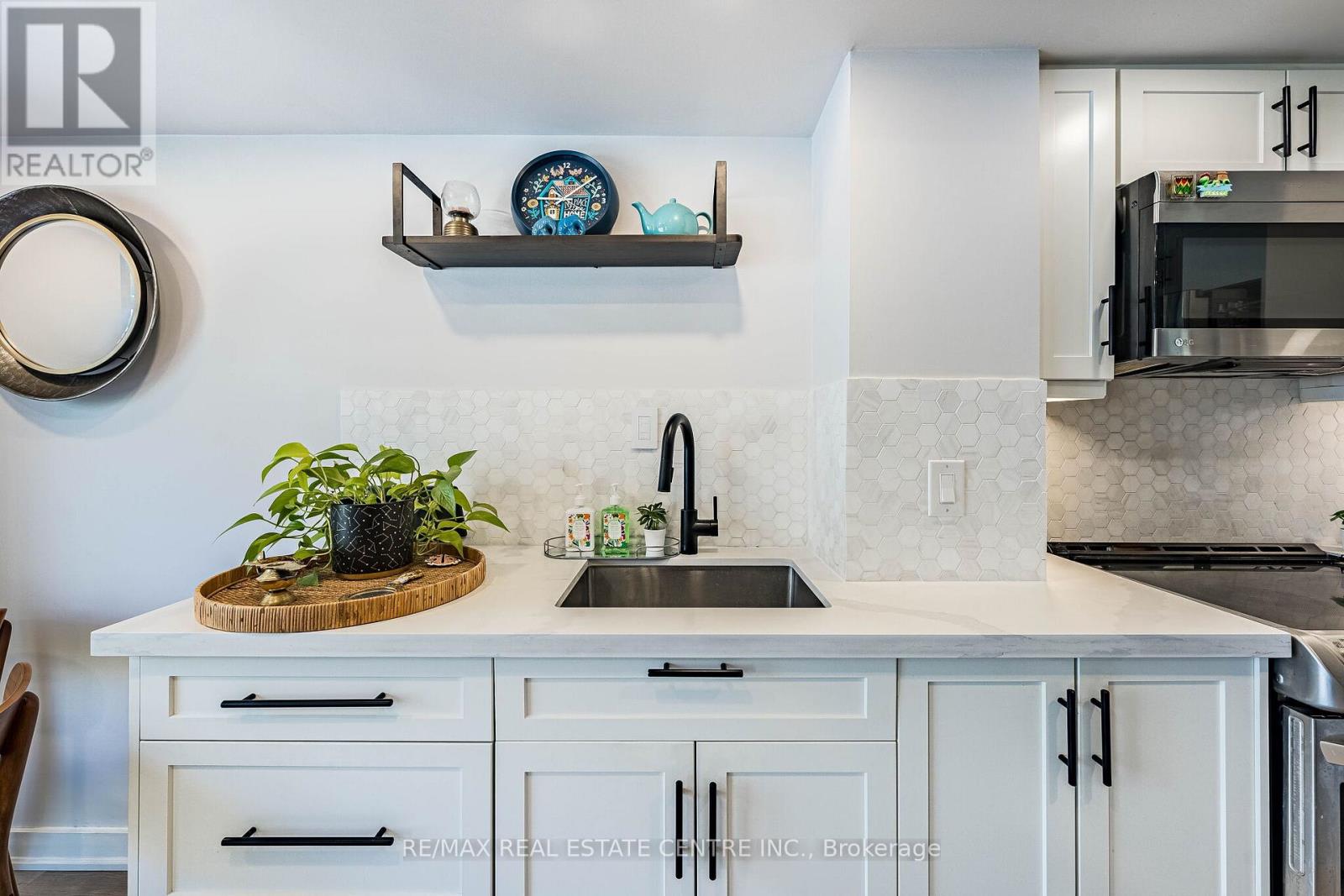 Townhouse at 920 - 16 LAIDLAW STREET, Toronto