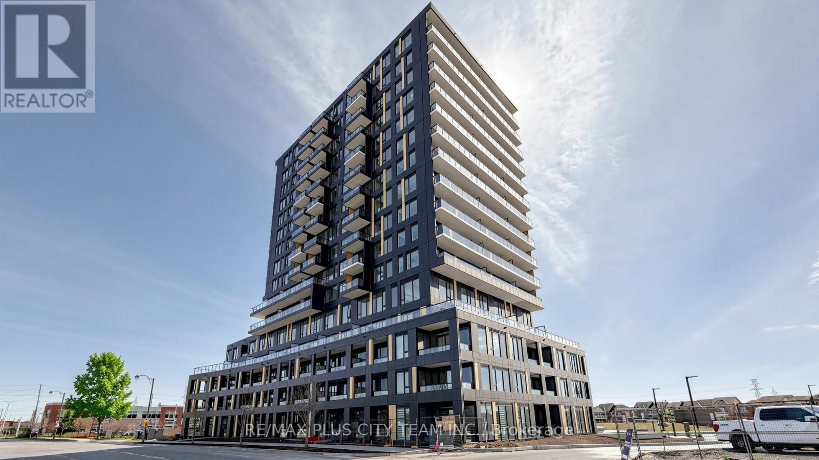 Apartment at D903 - 4878 POWERS COMMON, Burlington (Alton)