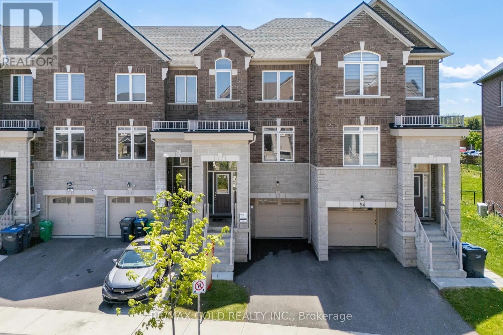 Townhouse at 52 SAVINO DRIVE, Brampton