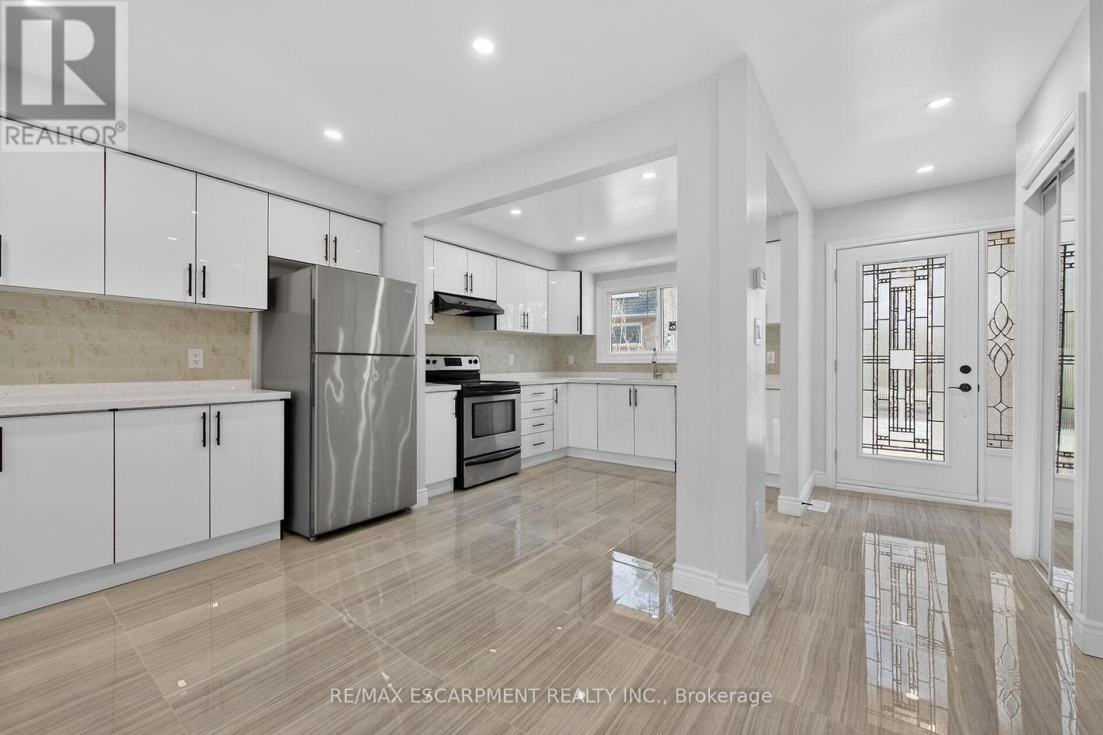 Townhouse at 153 - 2050 UPPER MIDDLE ROAD, Burlington