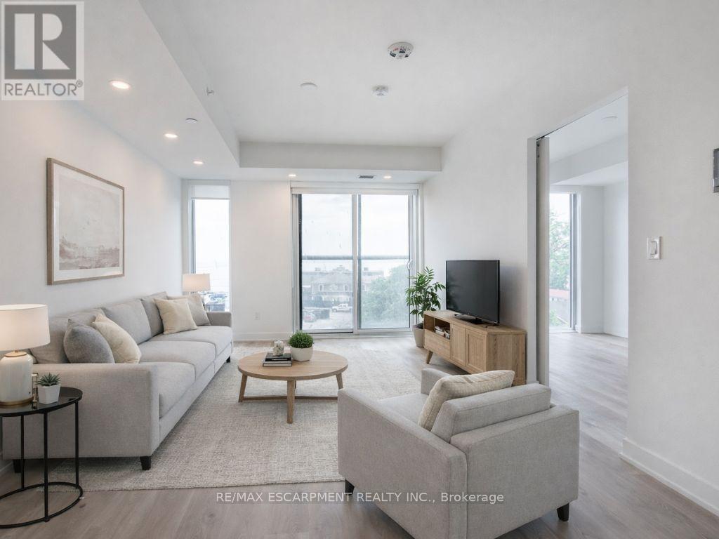 Apartment at 309 - 370 MARTHA STREET, Burlington