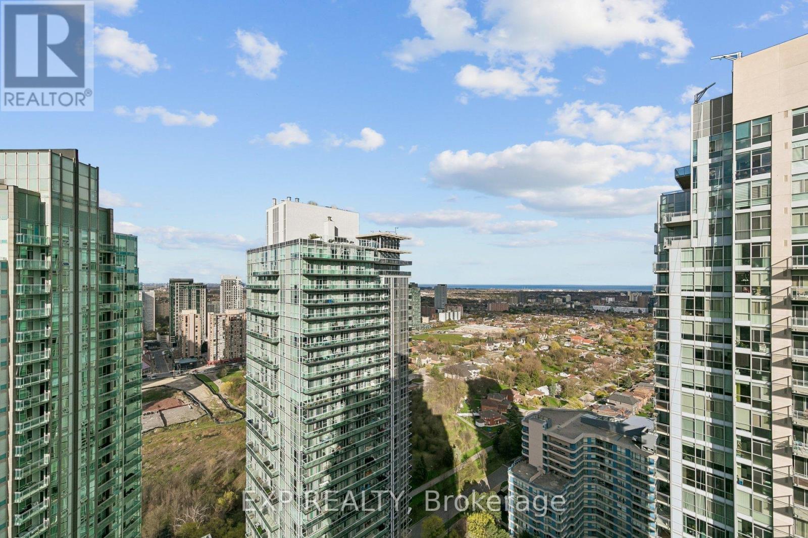 Apartment at 3305 - 3939 DUKE OF YORK BOULEVARD, Mississauga