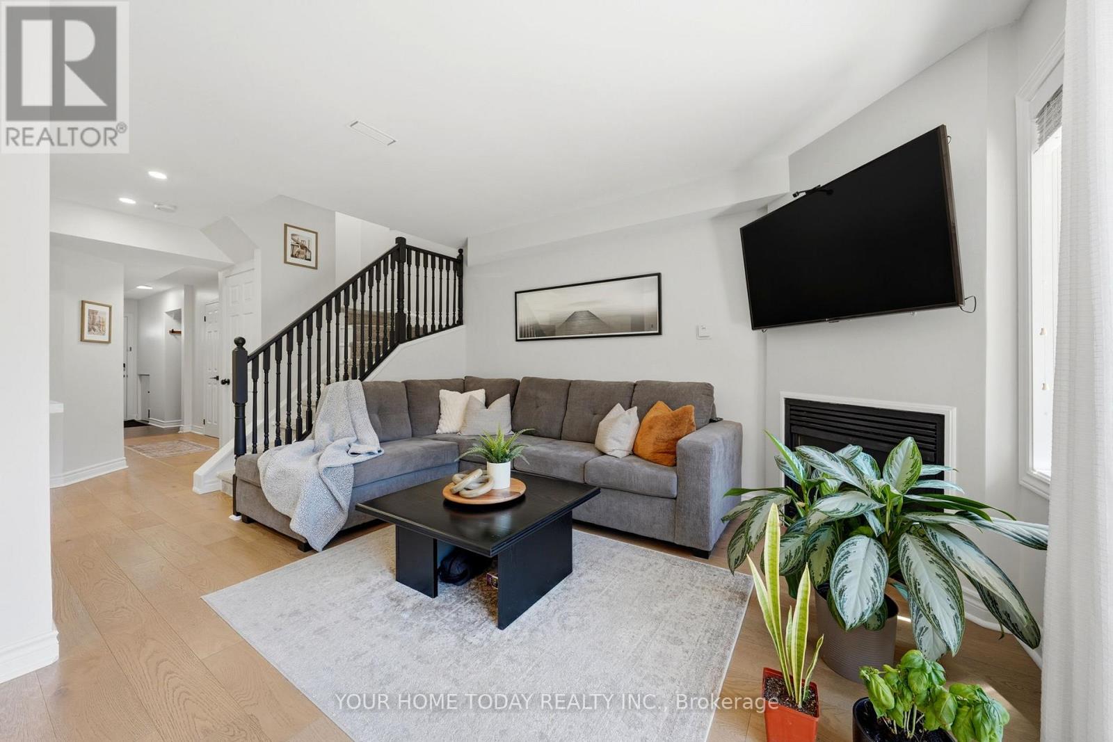 Townhouse at 34 STEWART MACLAREN ROAD, Halton Hills