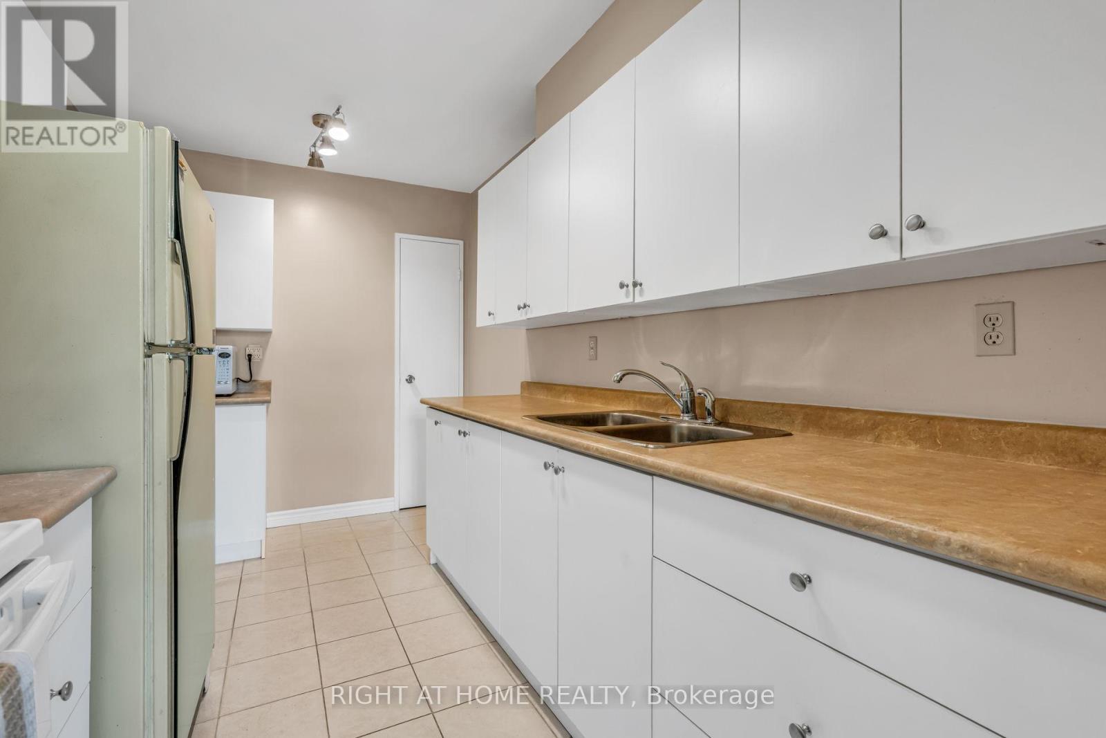 Apartment at 304 - 45 SOUTHPORT STREET, Toronto