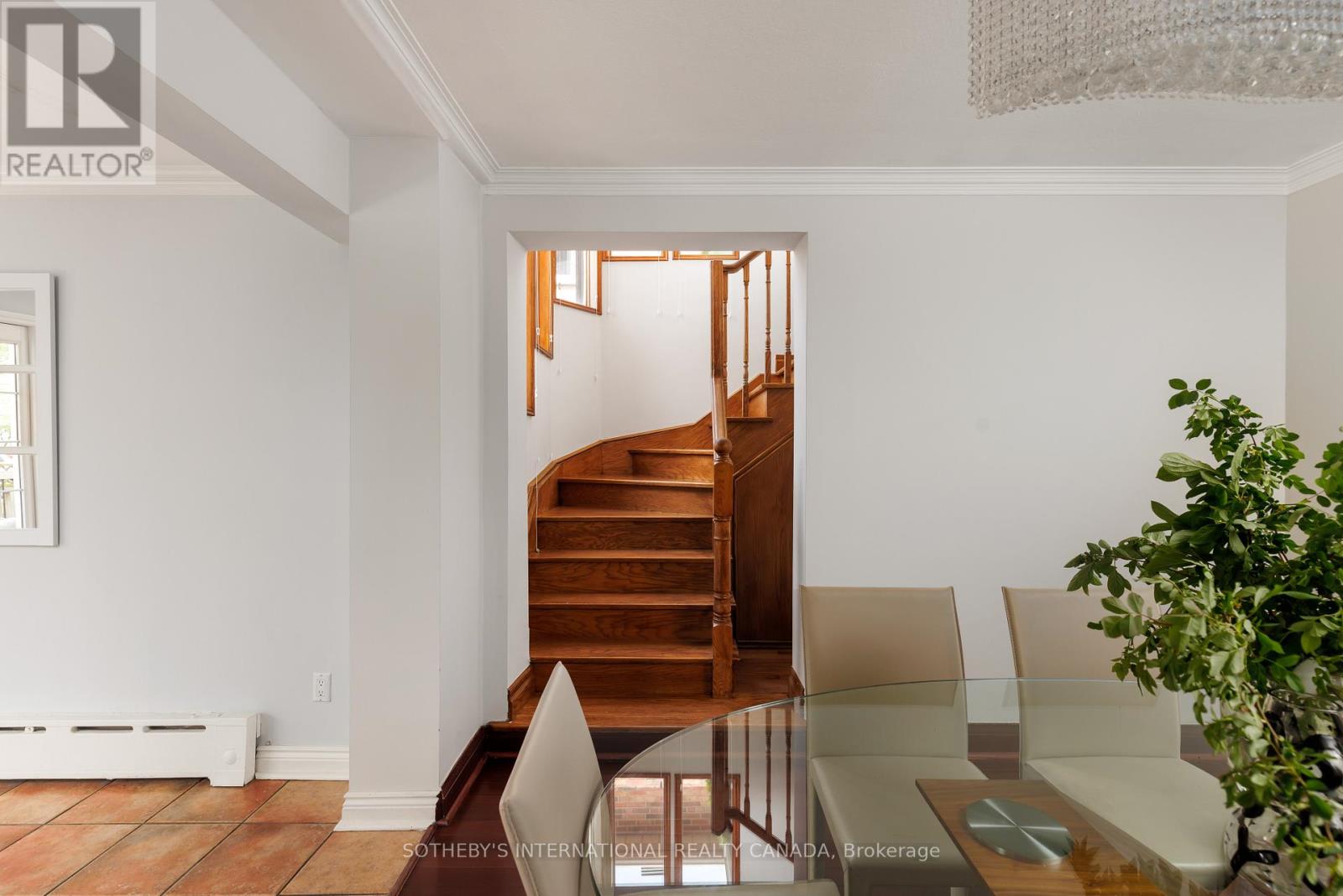 Detached at 90 KINGSWAY CRESCENT, Toronto