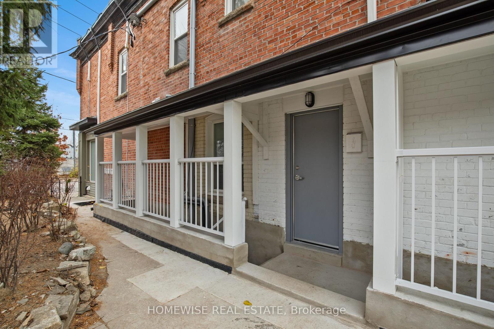 Townhouse at 5 - 2563 DUNDAS STREET W, Toronto