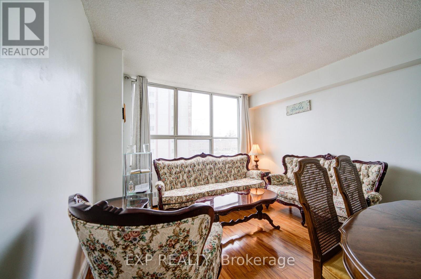 Apartment at 402 - 50 LOTHERTON PATHWAY, Toronto