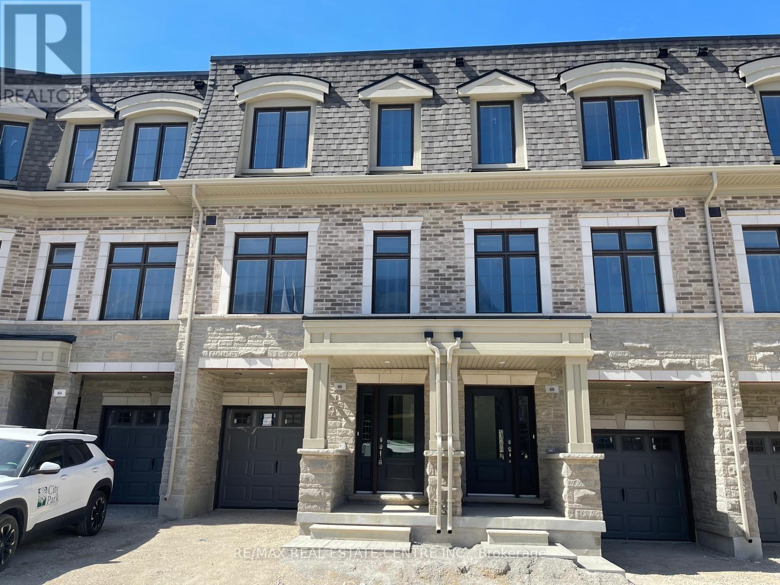 Townhouse at 86 SALINA STREET, Mississauga (Streetsville)