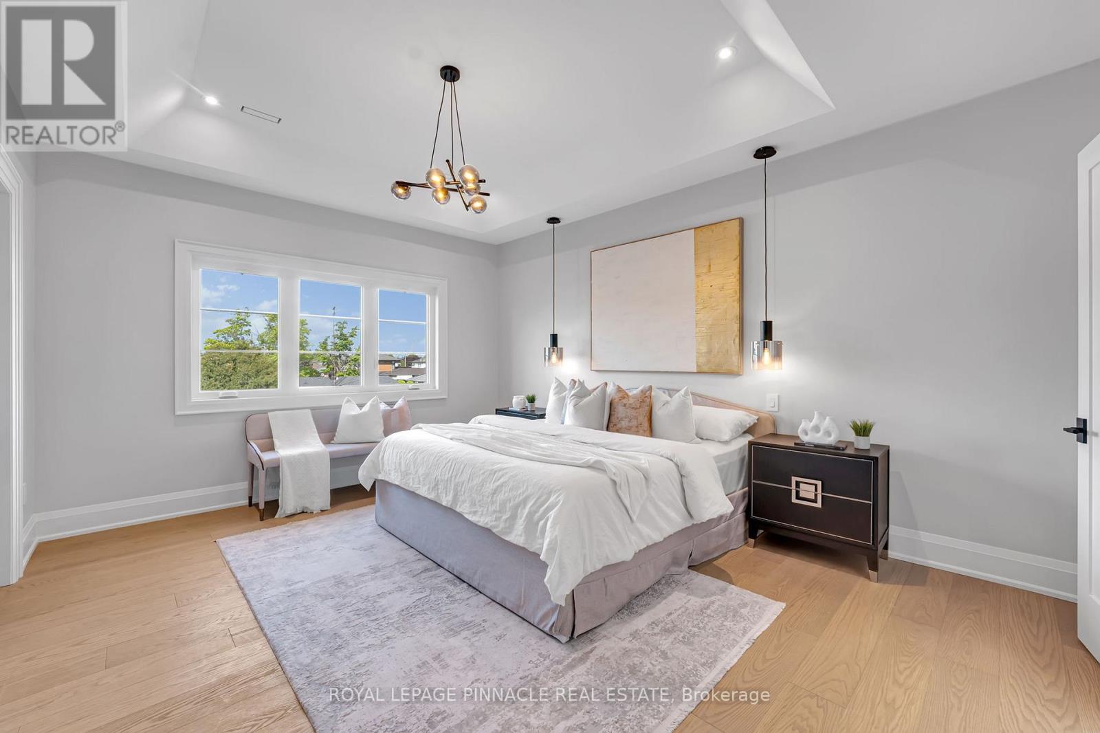 Detached at 383 SOUTHVIEW ROAD, Oakville