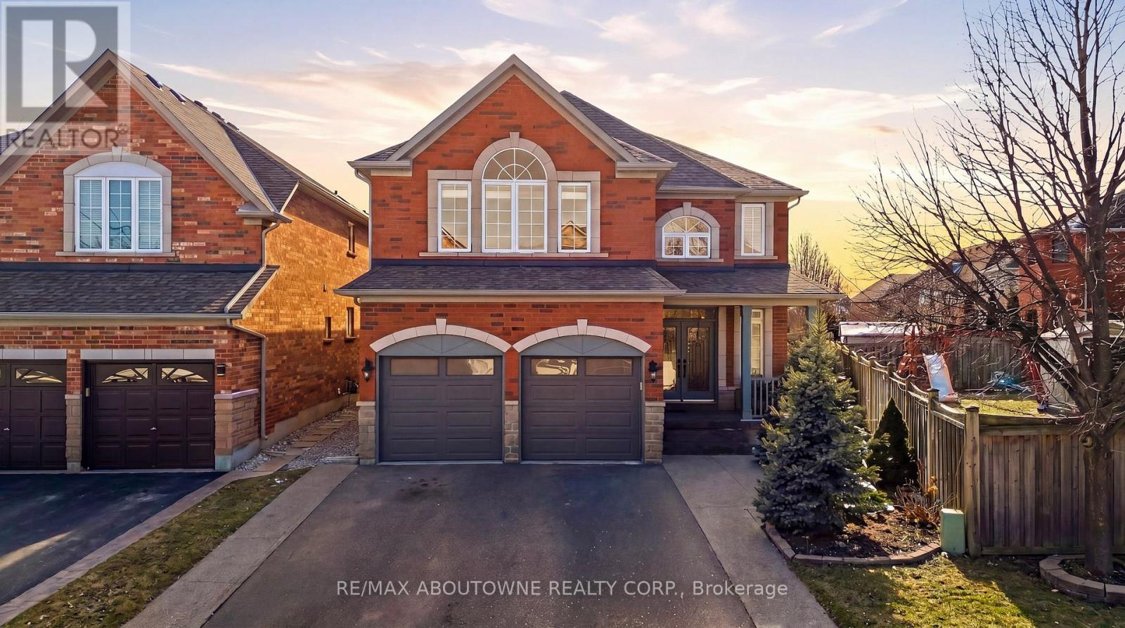Detached at 2070 WILLHAVEN TRAIL, Oakville (WM Westmount)