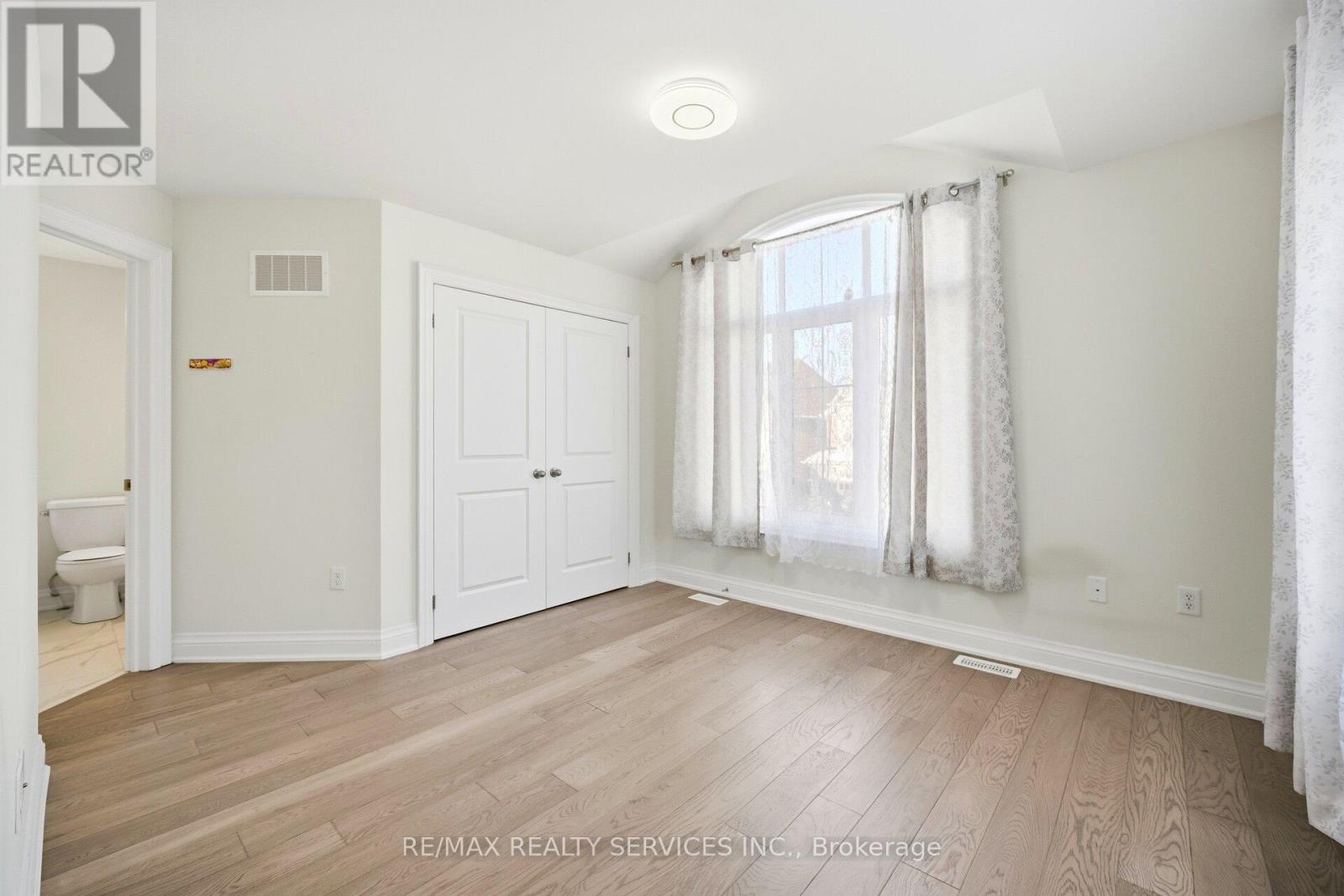 Detached at 15 FARRINGDON CRESCENT, Brampton