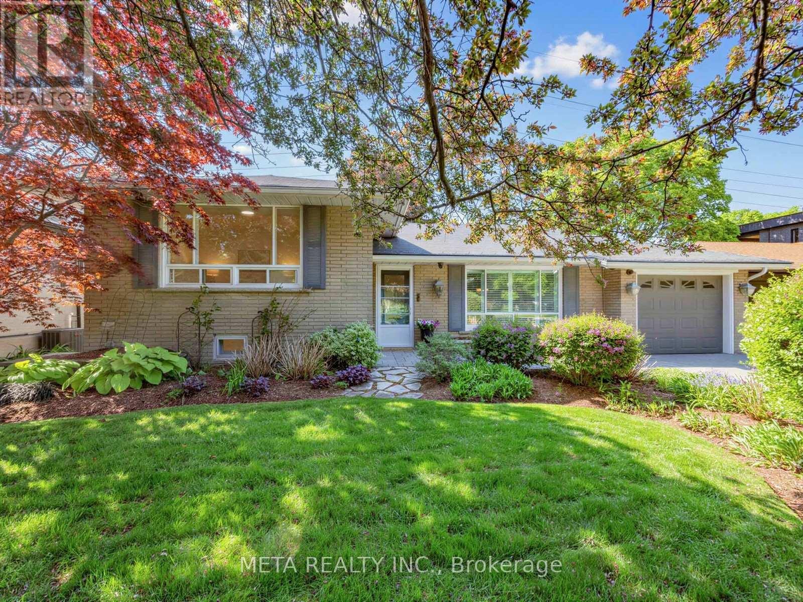 Detached at 1337 MELTON DRIVE, Mississauga