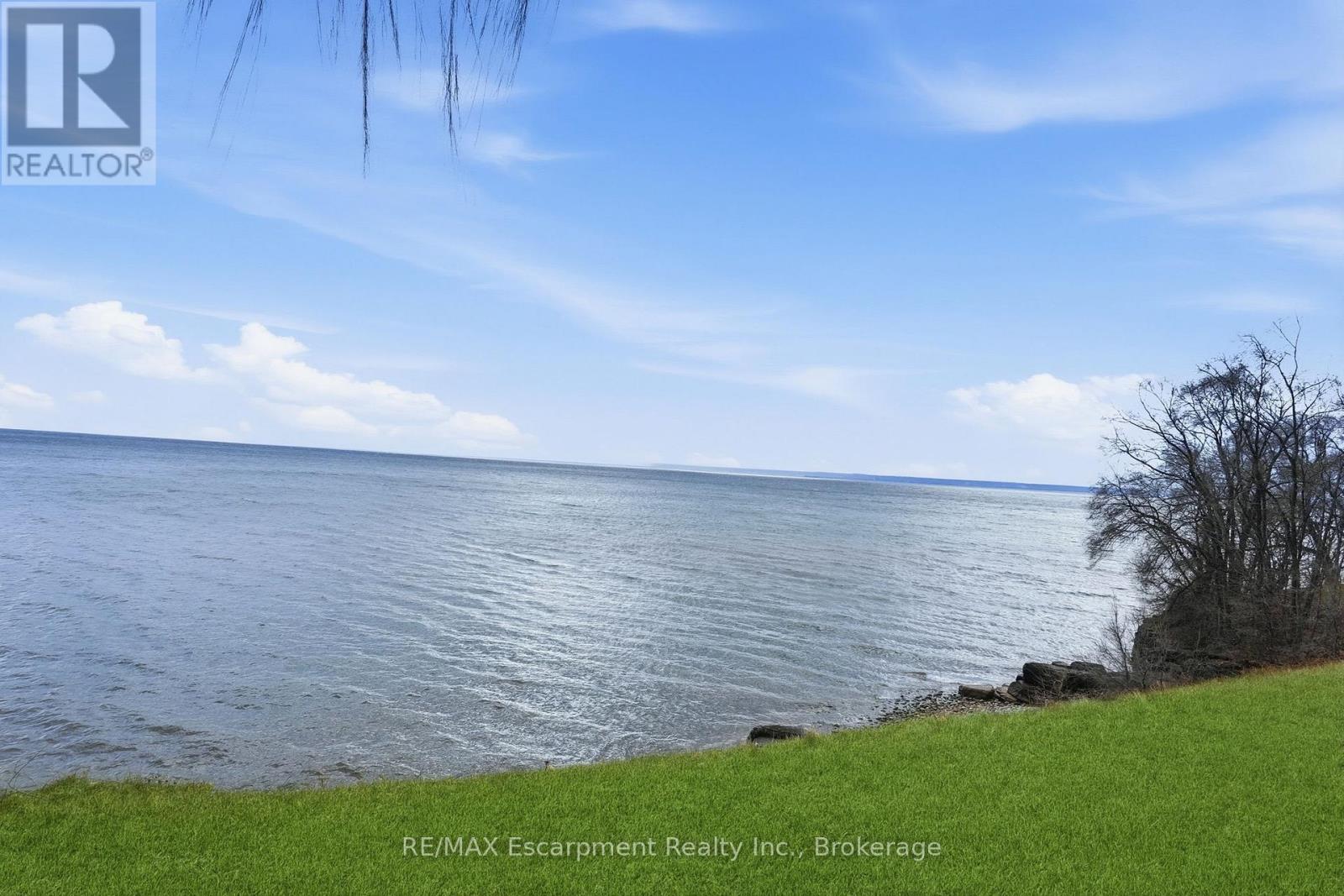 Apartment at 310 - 5188 LAKESHORE ROAD, Burlington