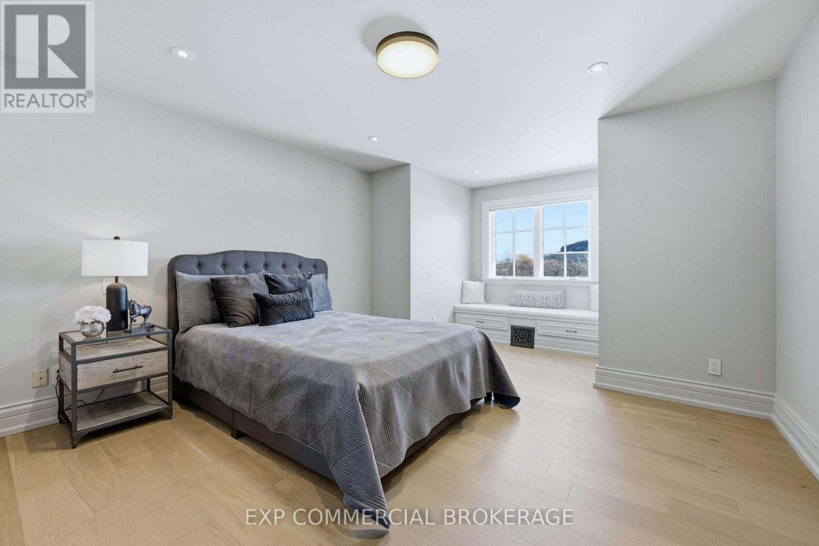 Detached at 3160 BRITANNIA ROAD, Burlington