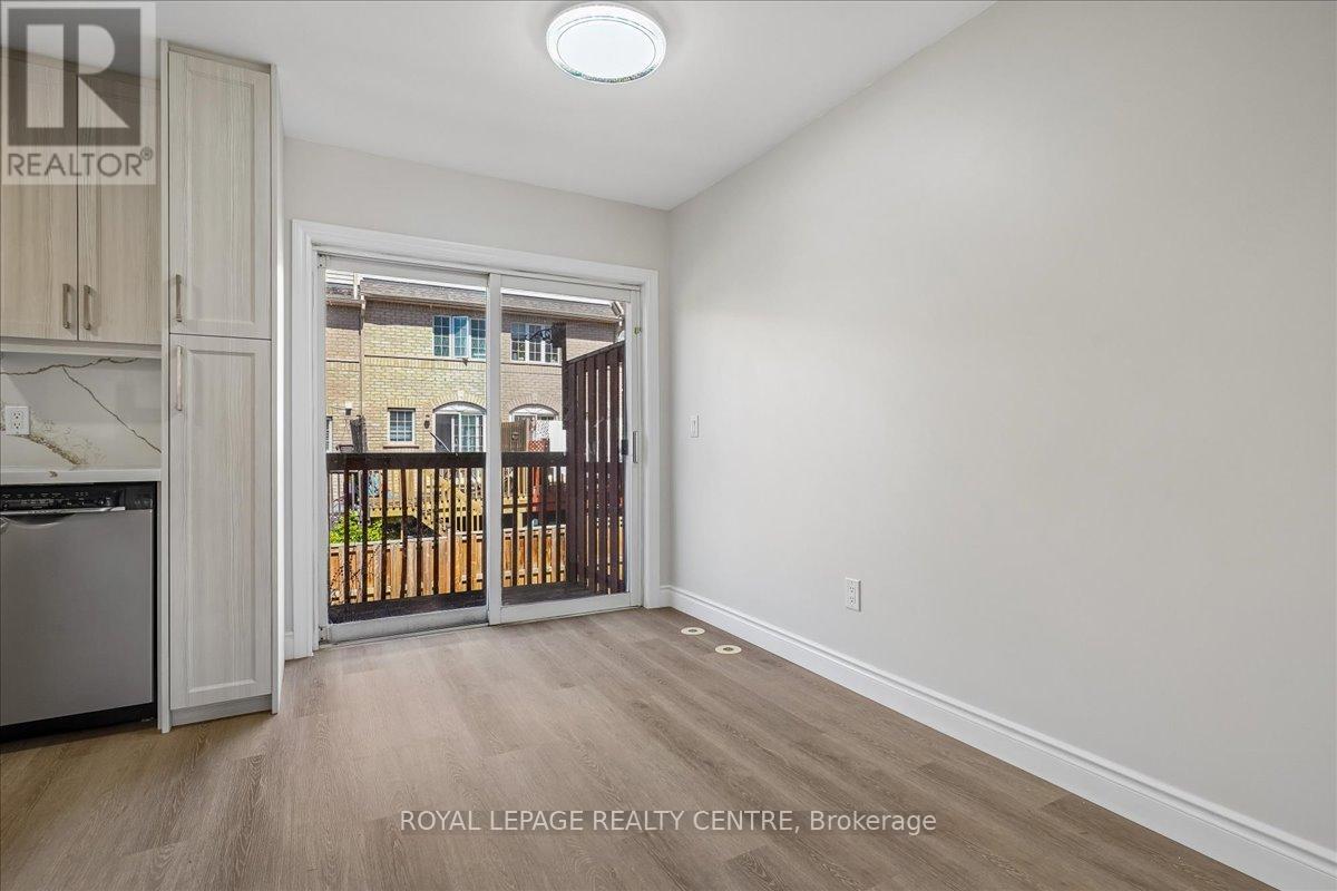Townhouse at 110 - 50 STRATHAVEN DRIVE, Mississauga