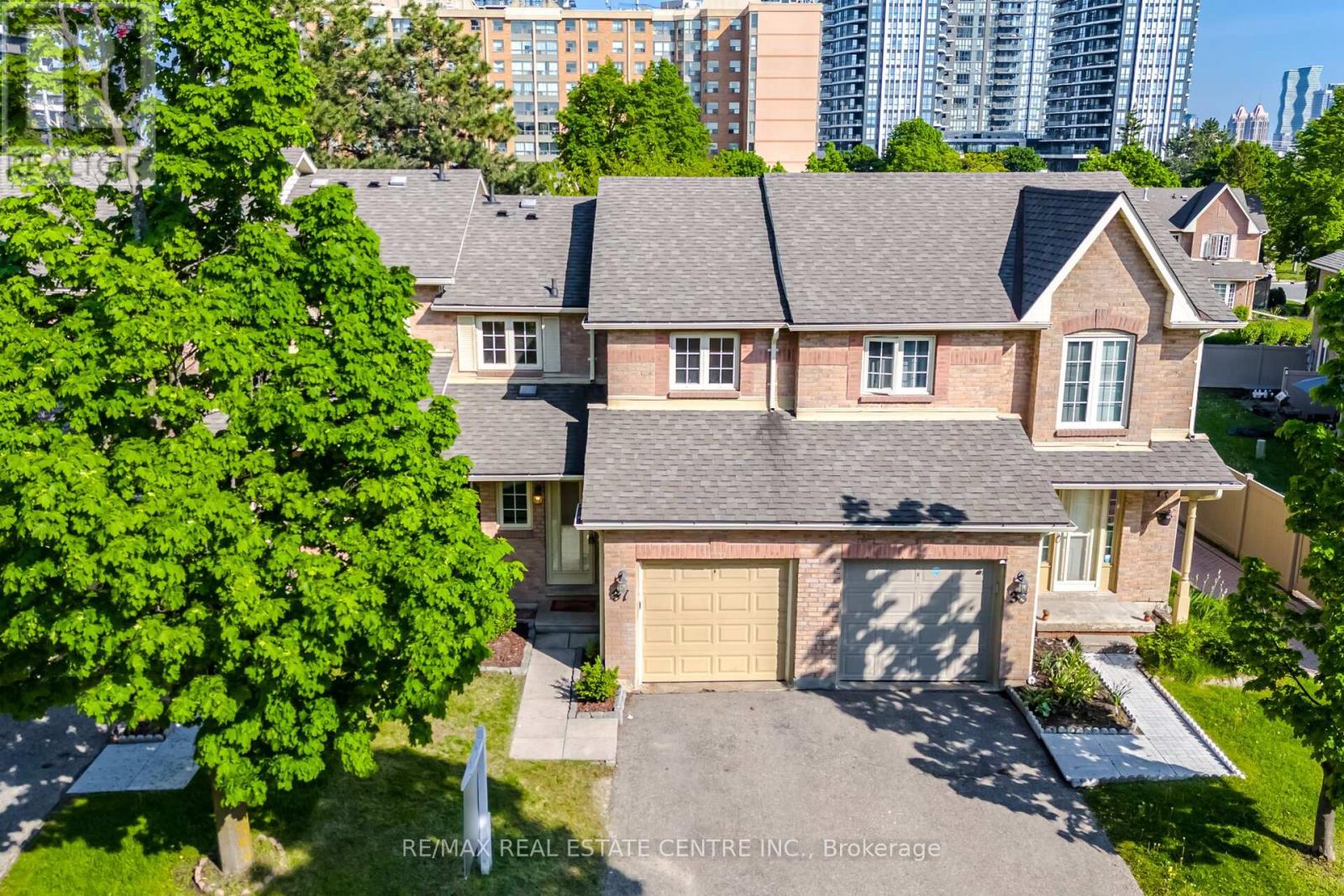 Townhouse at 37 - 35 CEREMONIAL DRIVE, Mississauga (Hurontario)