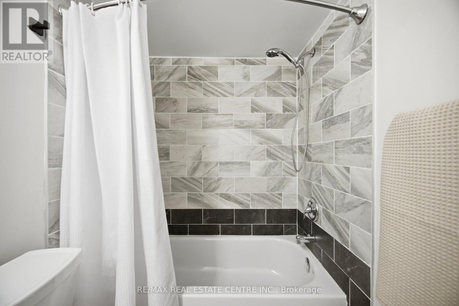 Townhouse at 37 - 35 CEREMONIAL DRIVE, Mississauga