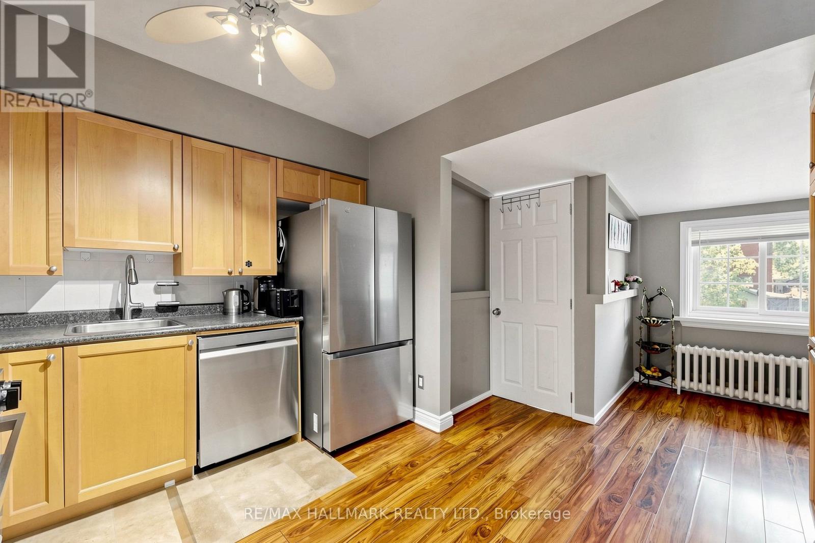Detached at 26 SIXTEENTH STREET, Toronto