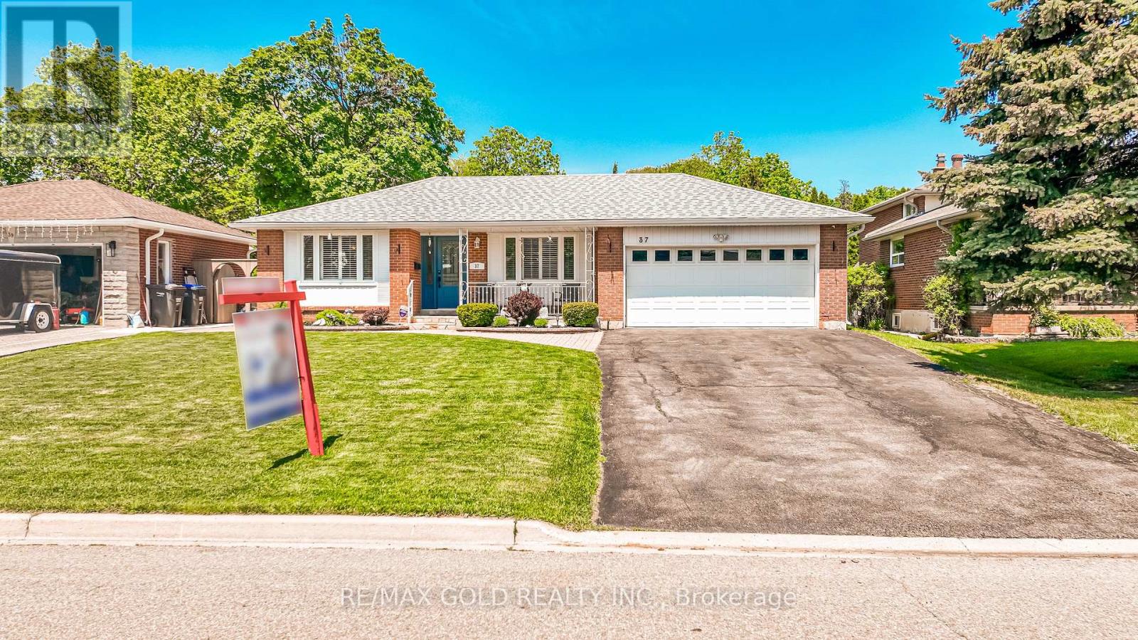 Detached at 37 DEVONSHIRE DRIVE, Brampton