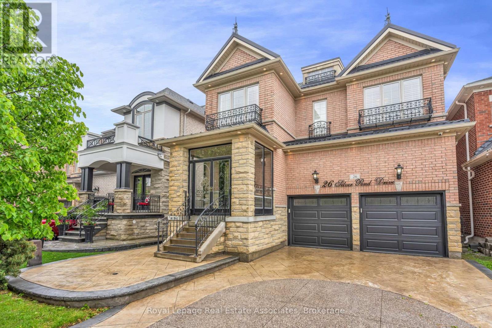 Detached at 26 SILVER POND DRIVE, Halton Hills (Georgetown)
