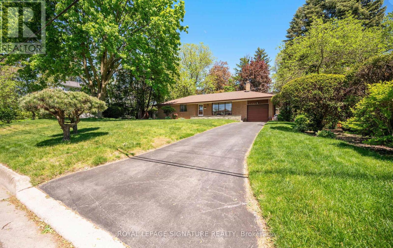 Detached at 2585 JARVIS STREET, Mississauga