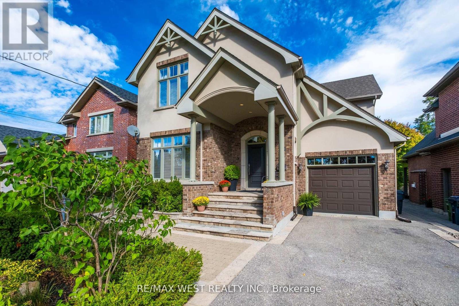 Detached at 11 TREMONT ROAD, Toronto