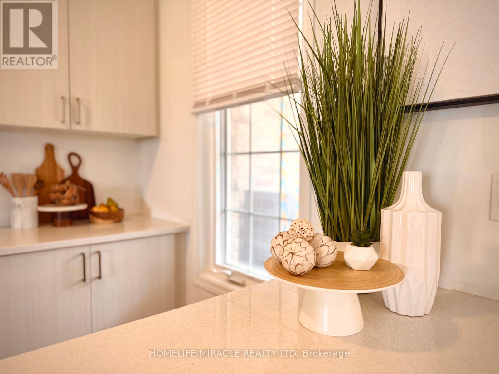 Townhouse at 6 BELLASERA WAY, Caledon