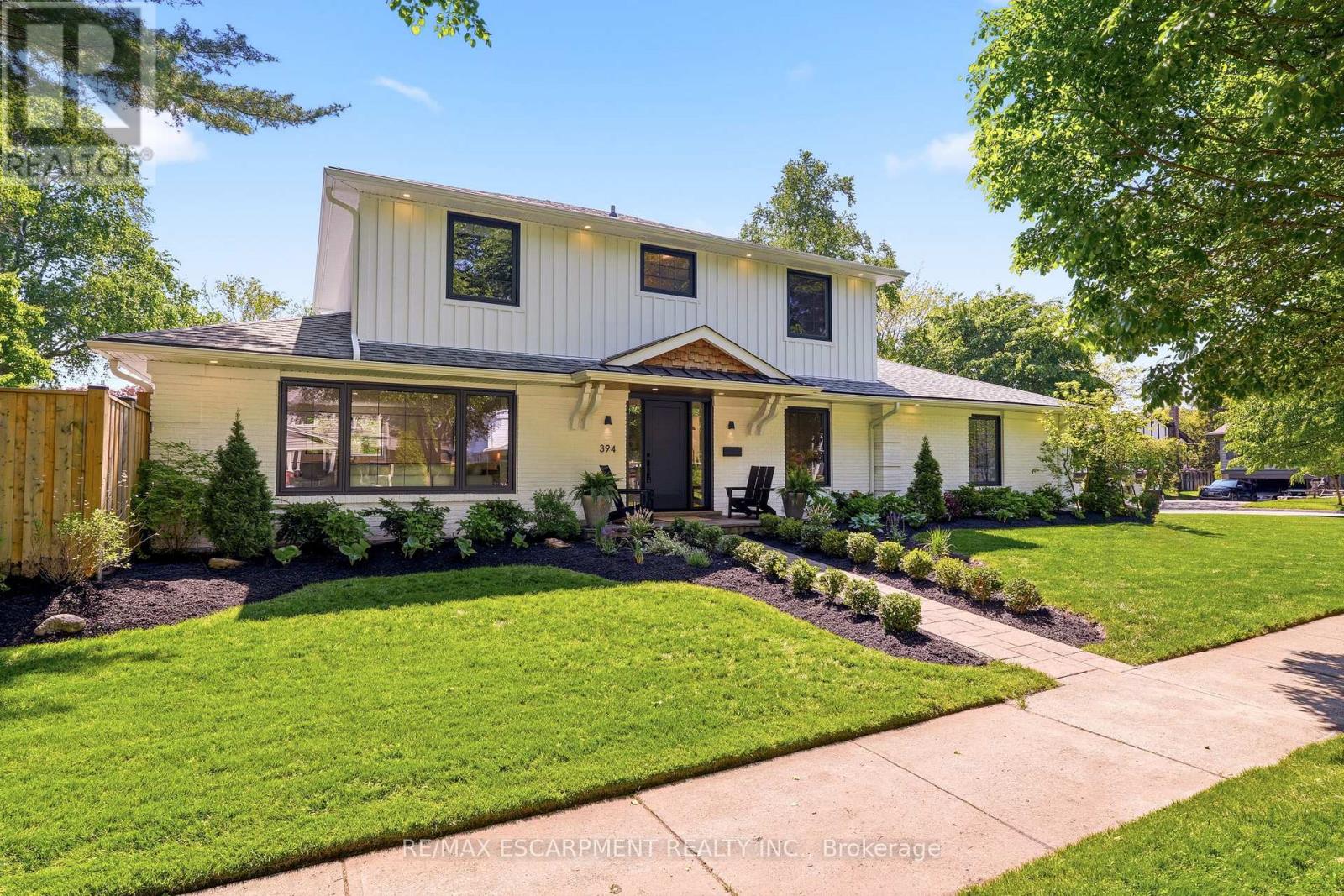Detached at 394 RANKIN DRIVE, Burlington