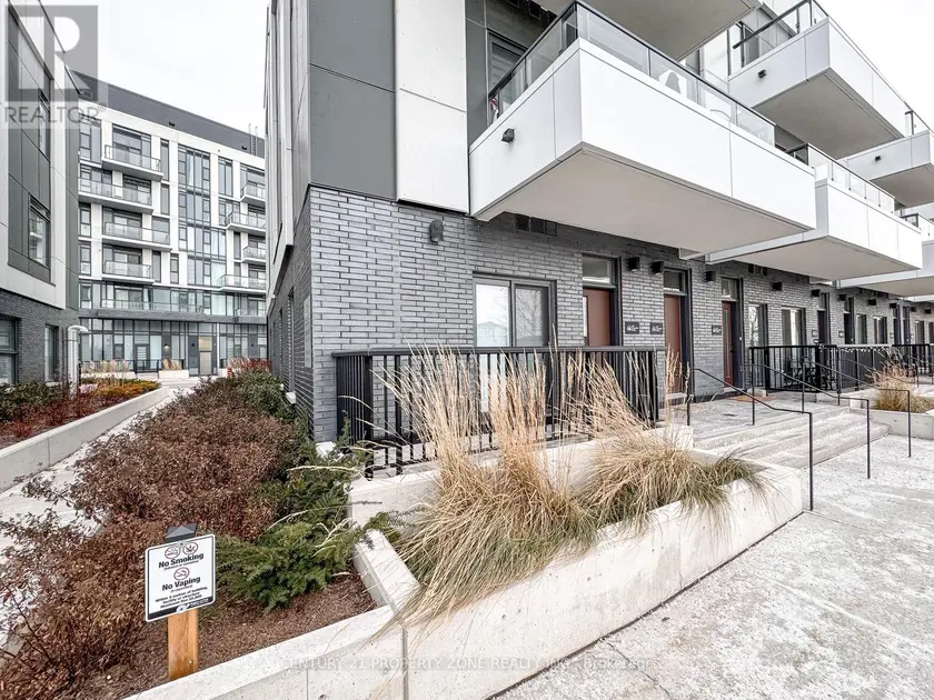 Townhouse at 06 - 20 LAGERFELD DRIVE, Brampton