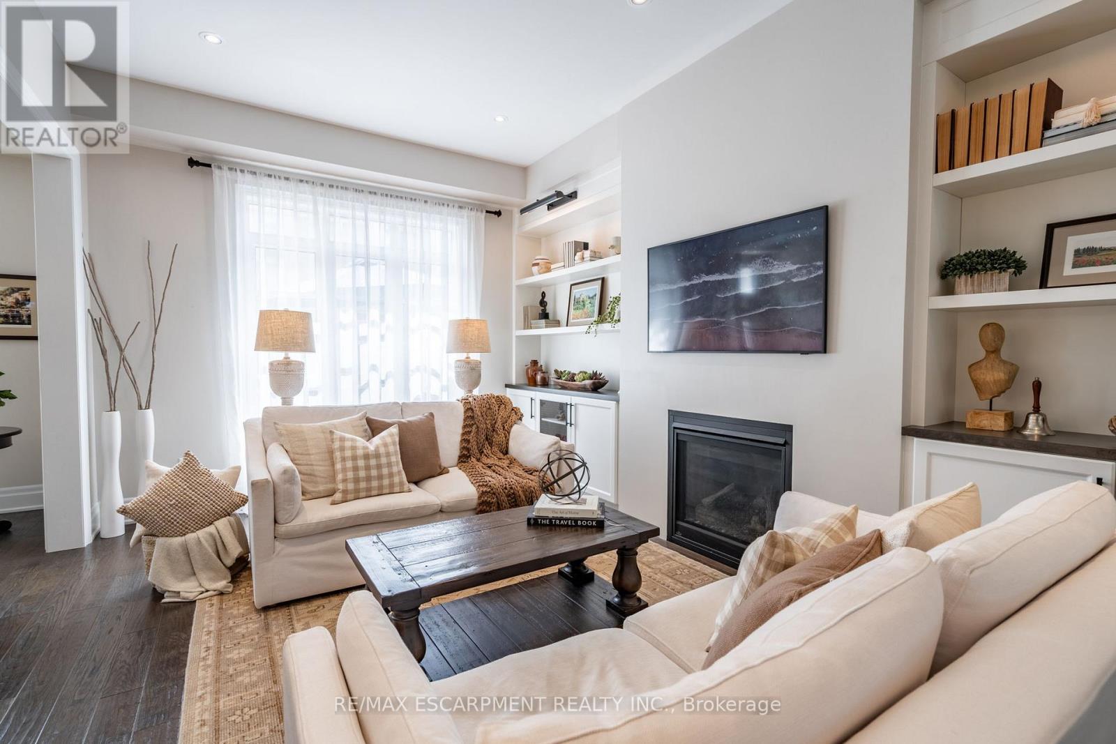 Townhouse at 190 DORVAL DRIVE, Oakville