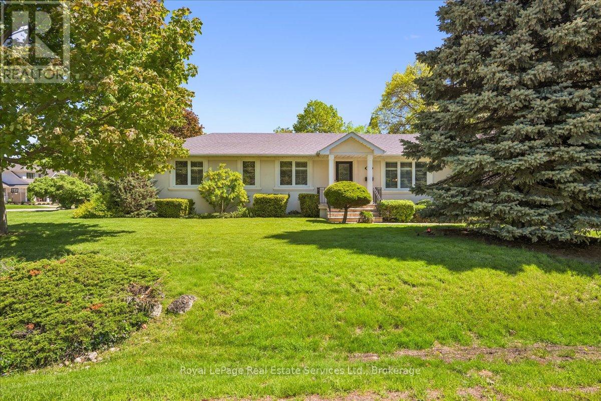 Detached at 281 PINEHURST DRIVE, Oakville (FD Ford)