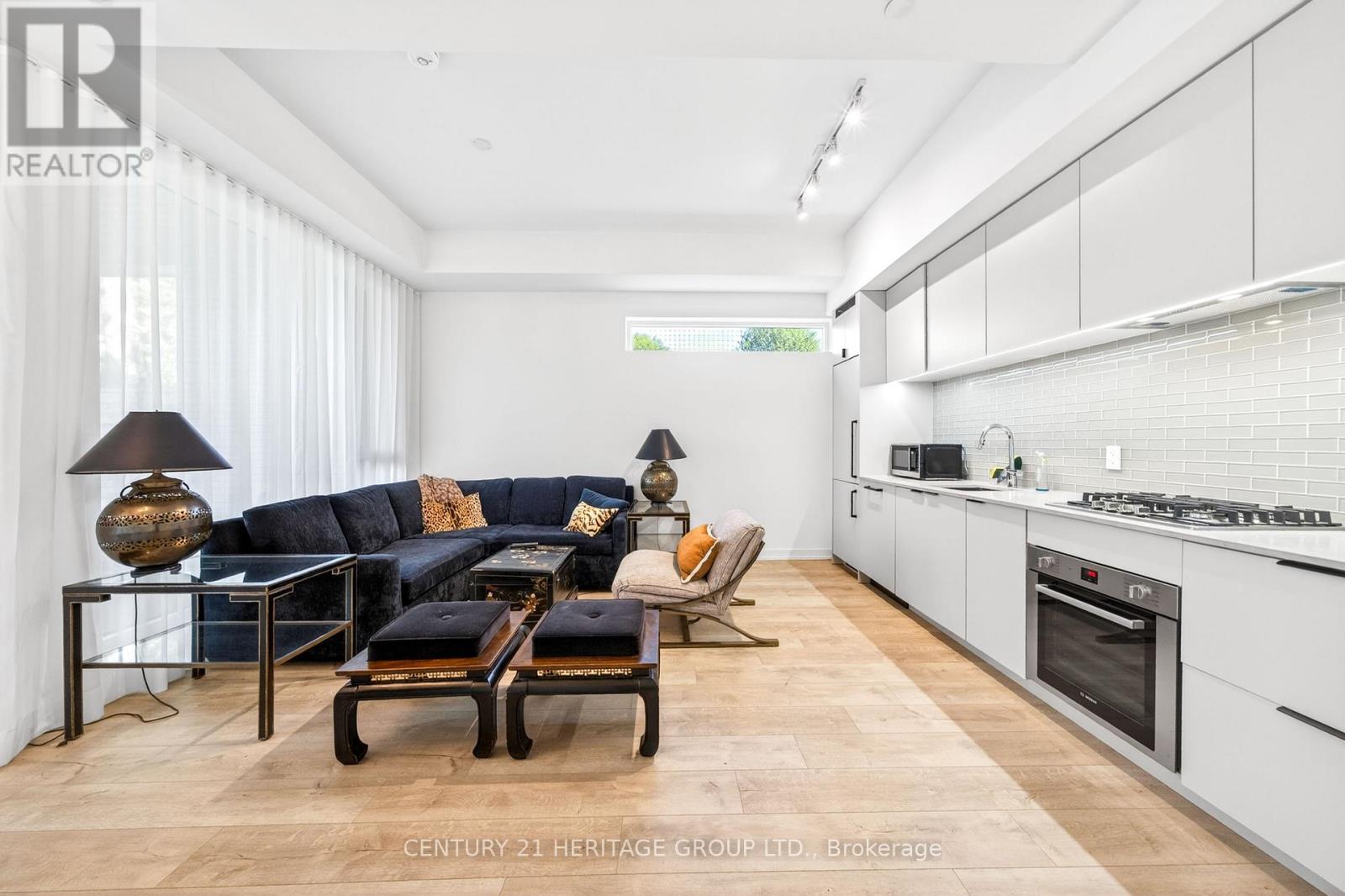 Apartment at 102 - 722 MARLEE AVENUE, Toronto