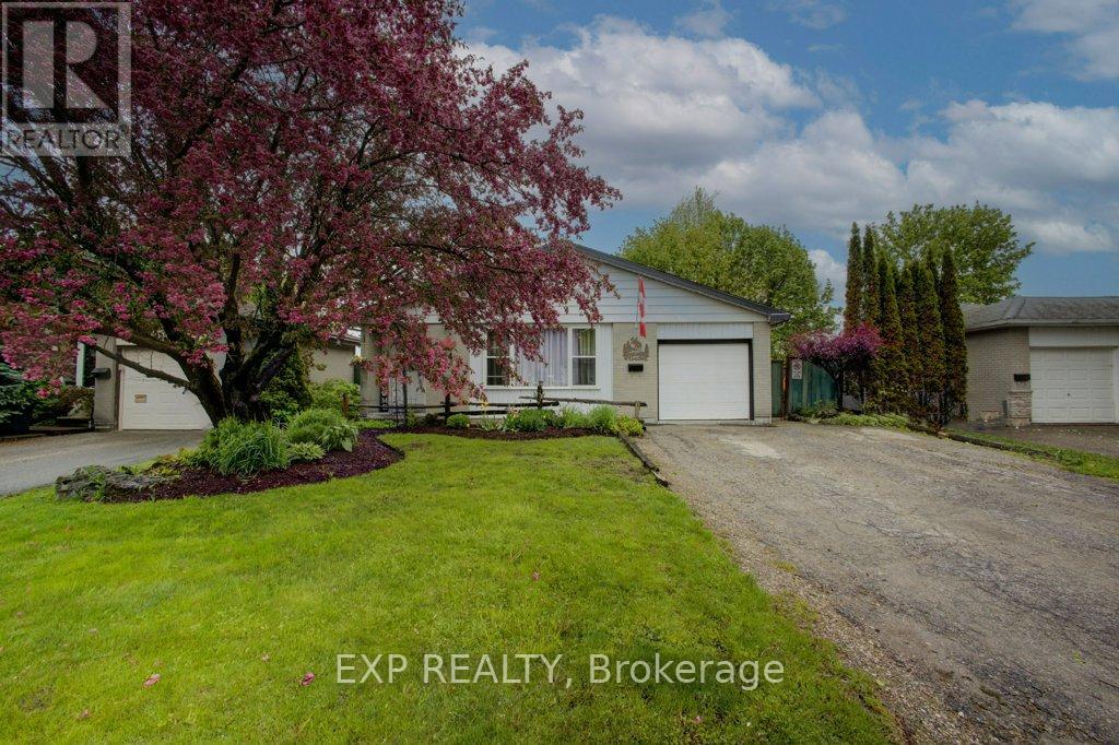 Detached at 44 MADISON AVENUE, Orangeville
