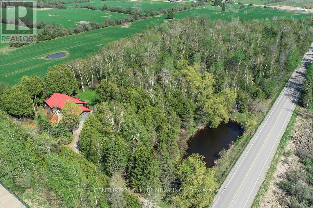 Detached at 18599 HORSESHOE HILL ROAD, Caledon