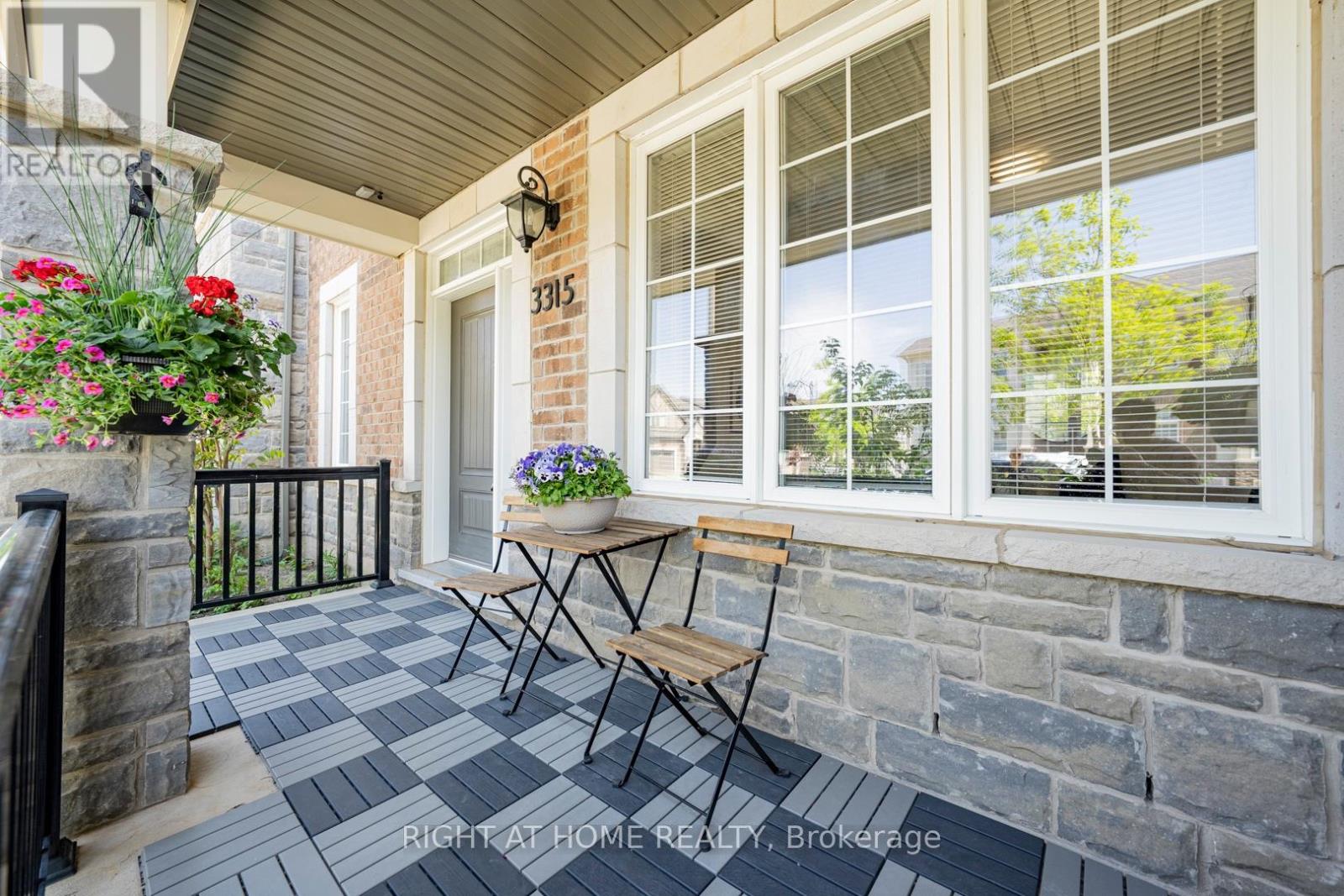 Townhouse at 3315 VARDON WAY, Oakville
