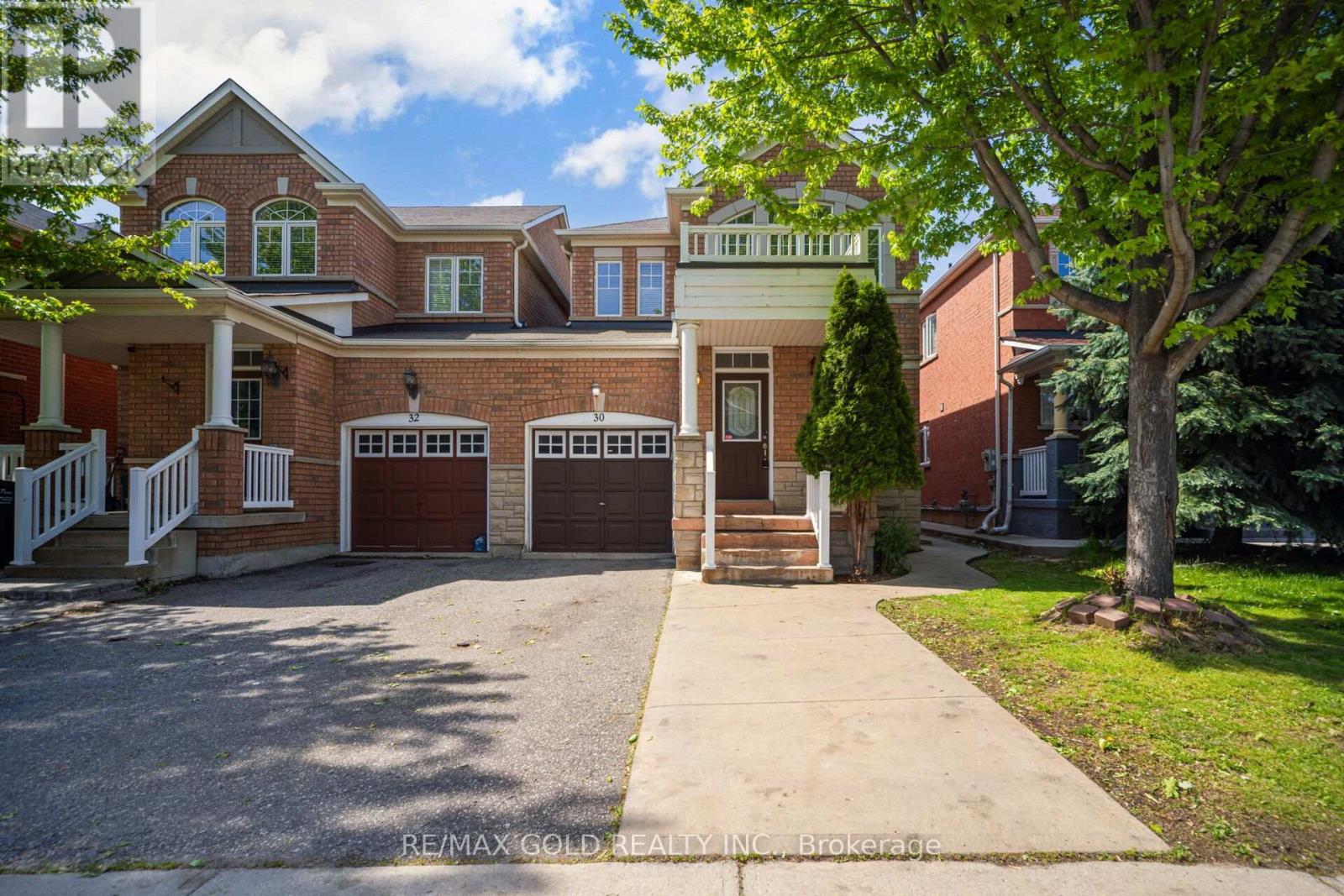 Semi-Detached/Link at 30 GROVER ROAD, Brampton (Bram West)