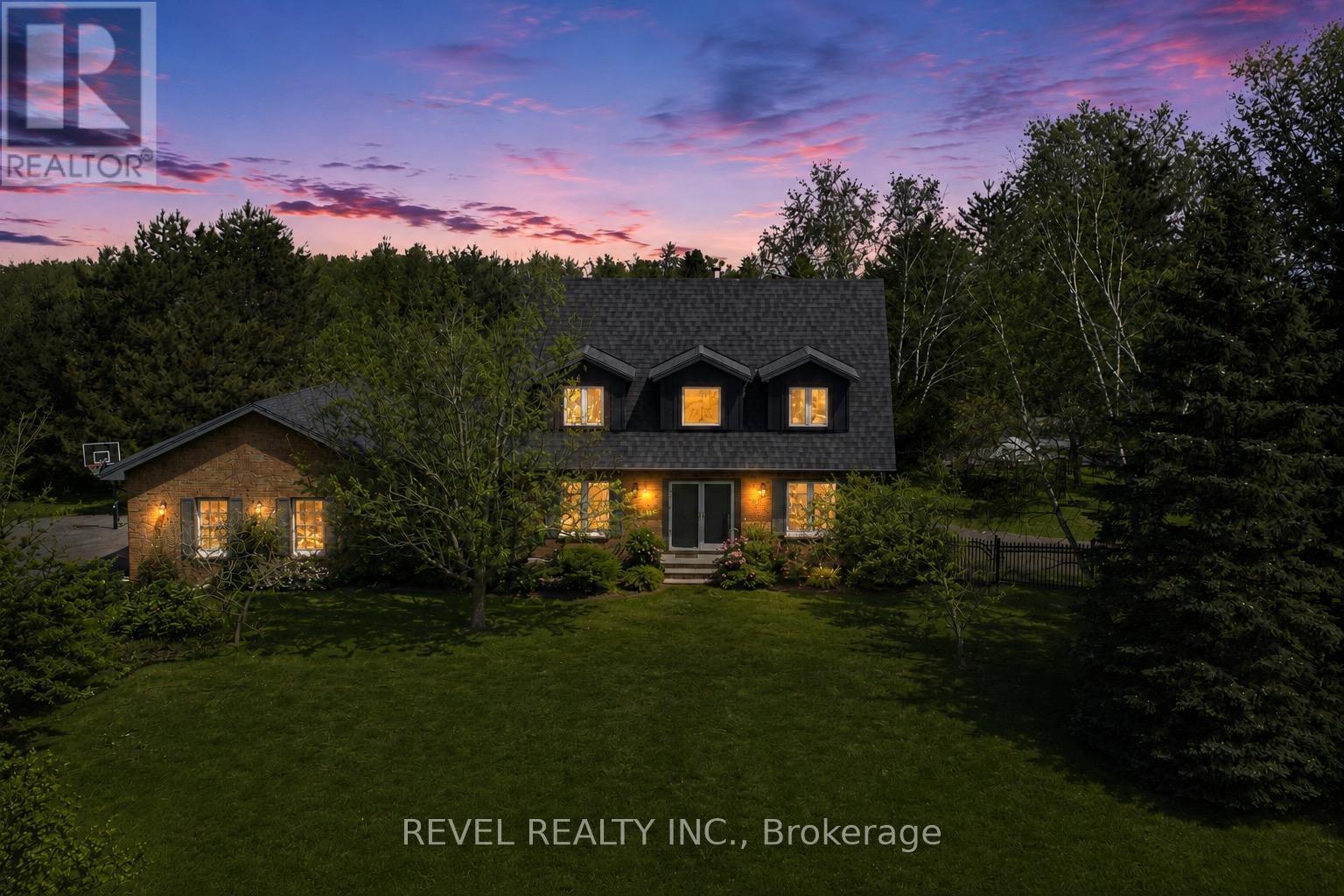 Detached at 14227 TRAFALGAR ROAD, Halton Hills