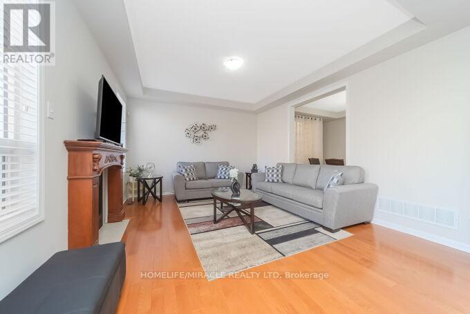 Detached at 22 RACCOON STREET, Brampton
