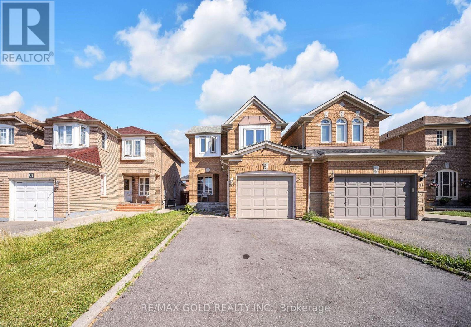 Detached at 33 FIDDLENECK CRESCENT, Brampton (Sandringham-Wellington)