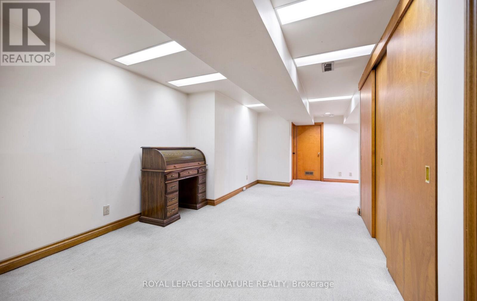 Detached at 1570 PARK ROYALE BOULEVARD, Mississauga