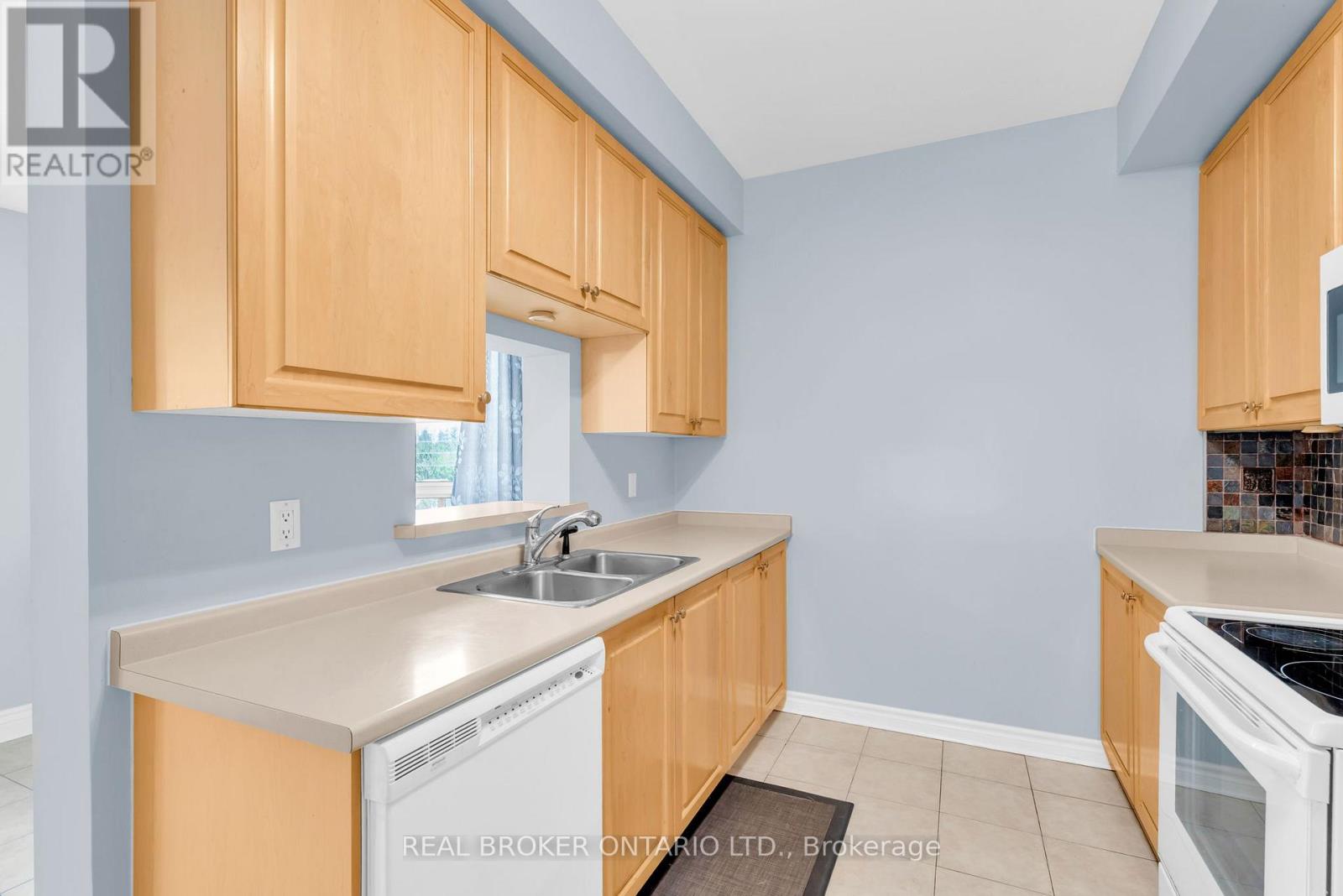 Apartment at 405 - 1 BELVEDERE COURT, Brampton
