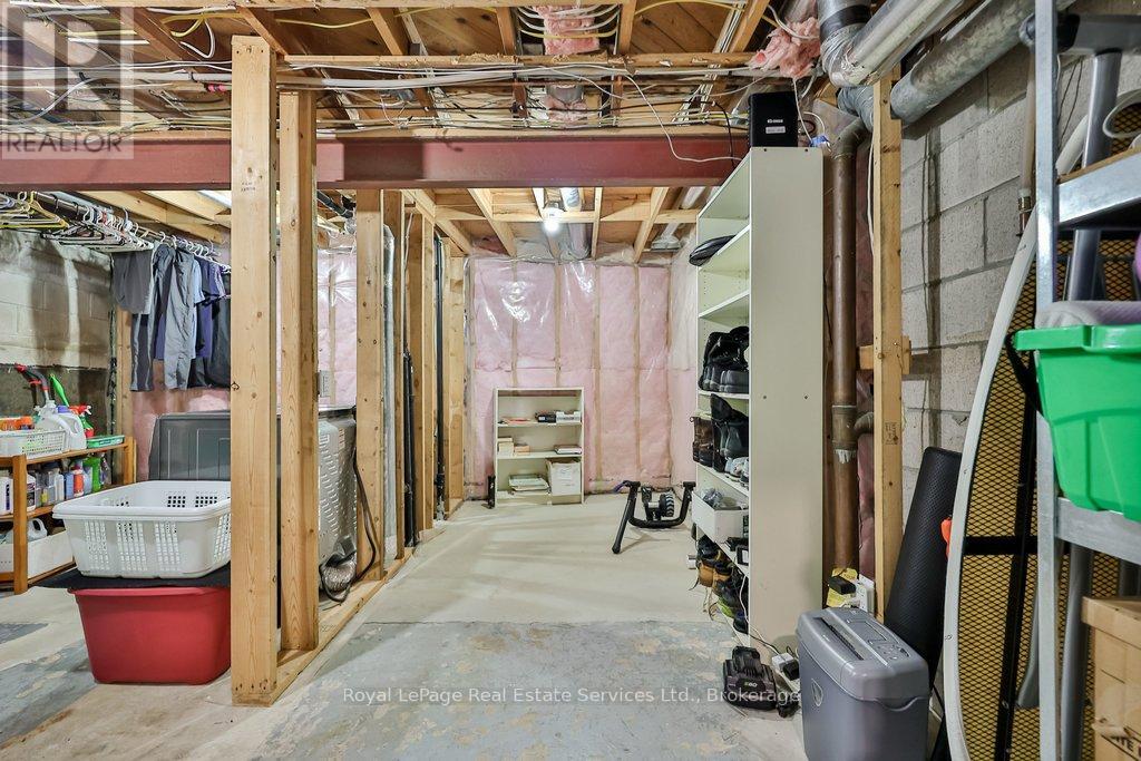 Detached at 1528 WARLAND ROAD, Oakville