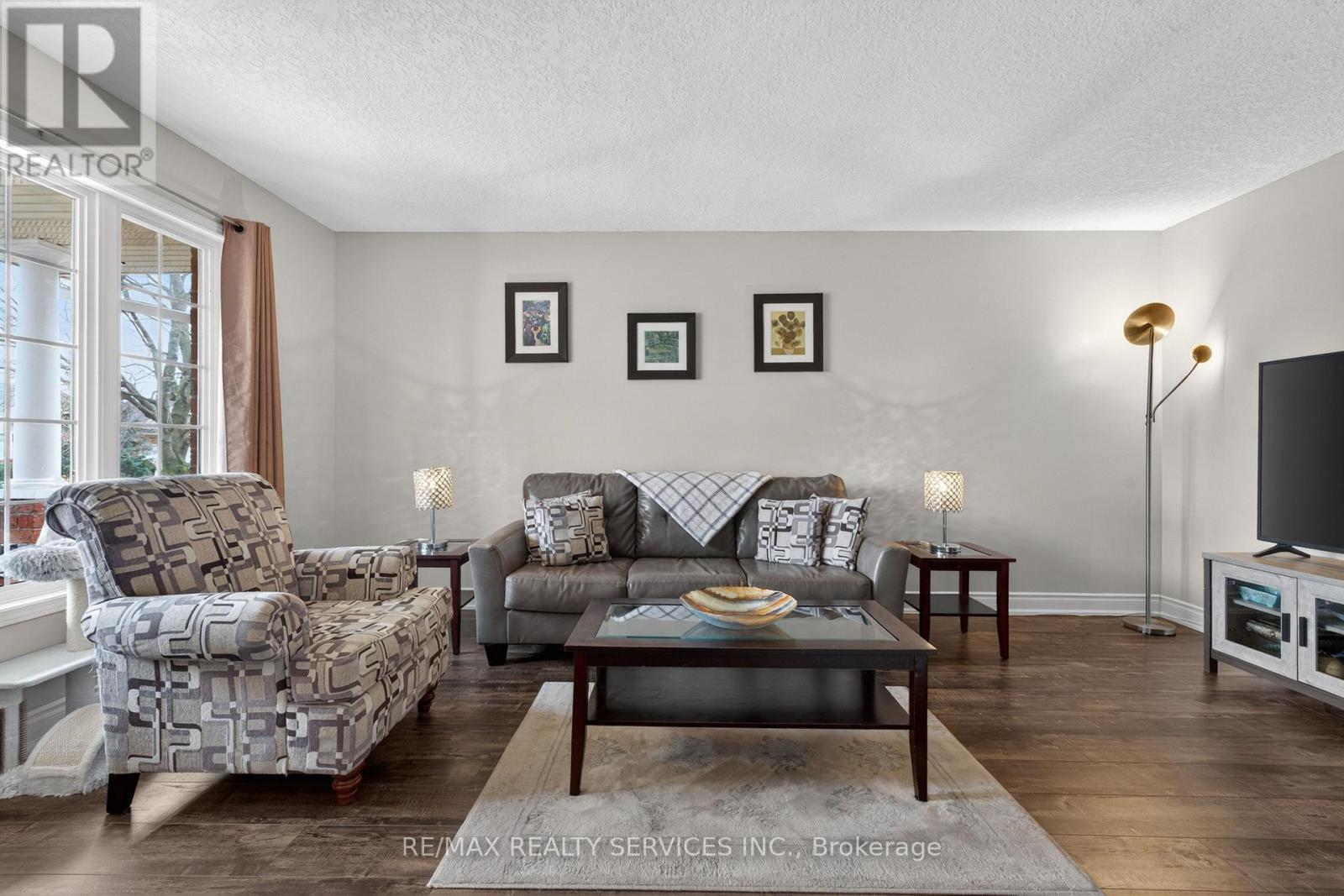Detached at 70 HUNTER ROAD, Orangeville