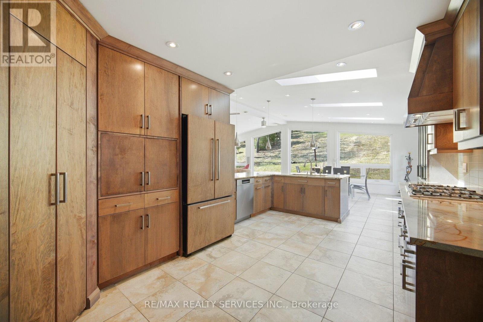 Detached at 38 MARILYN STREET, Caledon