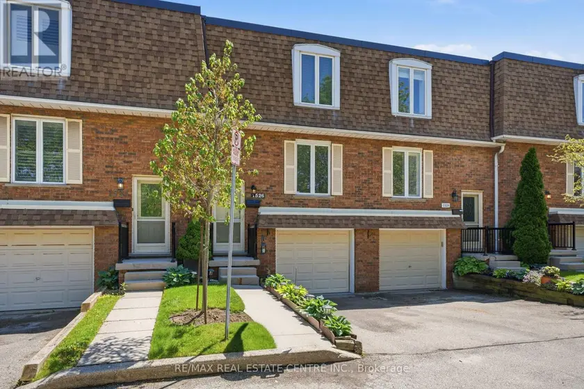 Townhouse at 1526 - 1526 WESTMINSTER MANOR, Burlington