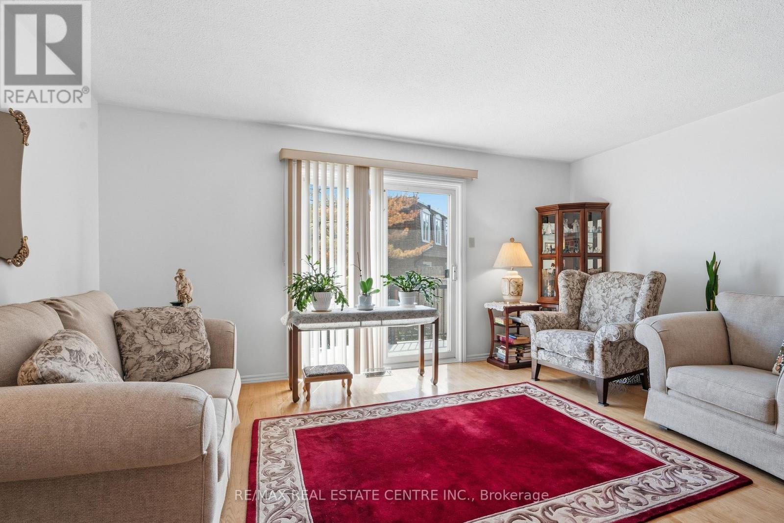 Townhouse at 1526 - 1526 WESTMINSTER MANOR, Burlington