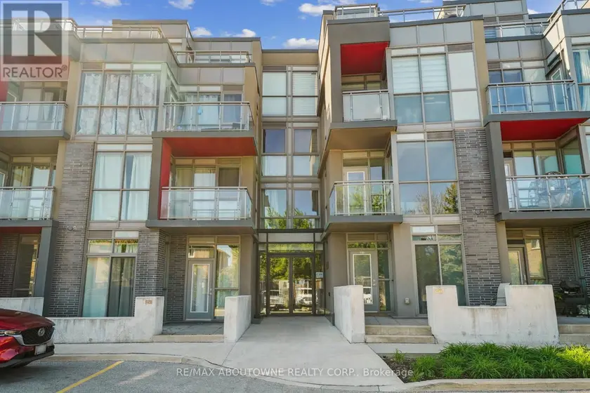 Apartment at C204 - 5260 DUNDAS STREET, Burlington
