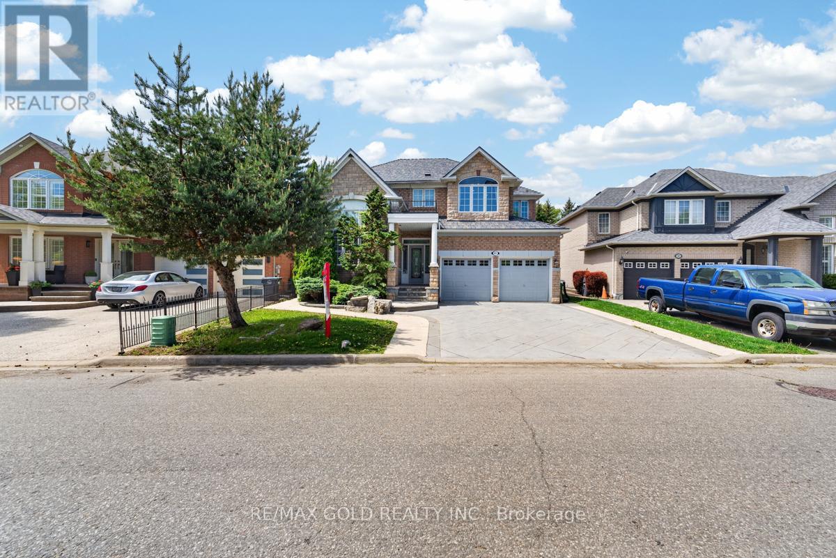 Detached at 61 WHITWELL DRIVE, Brampton